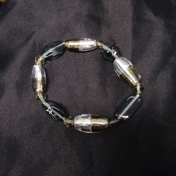 Vintage Jewelry Bundle - Picture 4 of 5